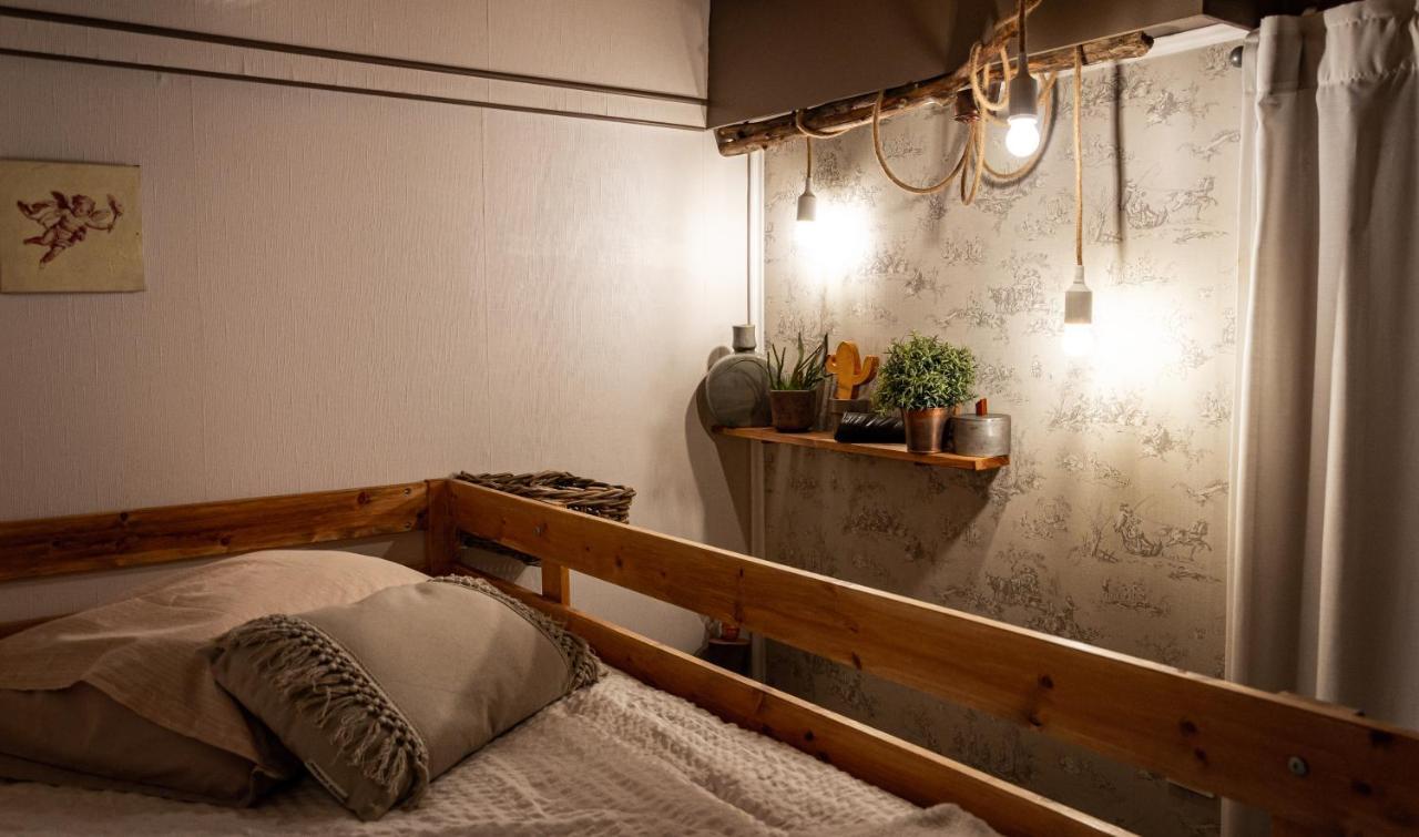 Abacard Home Chambre D'Hotes Adult Only Roquemaure  Exteriör bild
